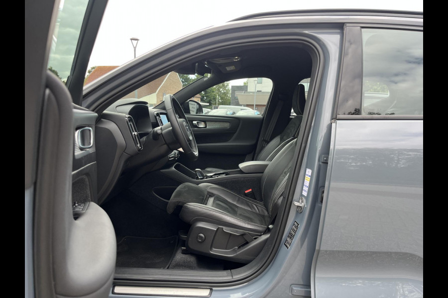 Volvo XC40 1.5 T5 Recharge R-Design 262pk | ZUID | Parking pack | 1.800 Kg trekgewicht Volvo XC40 1.5 T5 Recharge R-Design 262pk | ZUID | Parking pack | 1.800 Kg trekgewicht