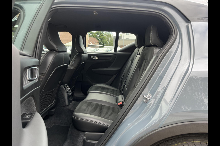 Volvo XC40 1.5 T5 Recharge R-Design 262pk | ZUID | Parking pack | 1.800 Kg trekgewicht Volvo XC40 1.5 T5 Recharge R-Design 262pk | ZUID | Parking pack | 1.800 Kg trekgewicht