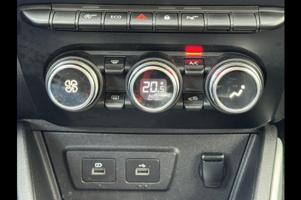 Dacia Duster 1.3 TCe Prestige Achteruitrijcamera Cruisecontrol Climatecontrol LED Apple / Android all-season banden Dodehoek Dacia Duster 1.3 TCe Prestige Achteruitrijcamera Cruisecontrol Climatecontrol LED Apple / Android all-season banden Dodehoek