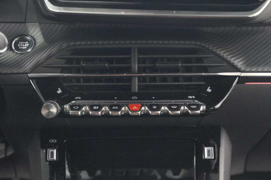 Peugeot 2008 PureTech 130 EAT8 GT | 360 Camera | Stoelmassage | Adaptieve Cruise Control | Dodehoekdetectie Peugeot 2008 PureTech 130 EAT8 GT | 360 Camera | Stoelmassage | Adaptieve Cruise Control | Dodehoekdetectie