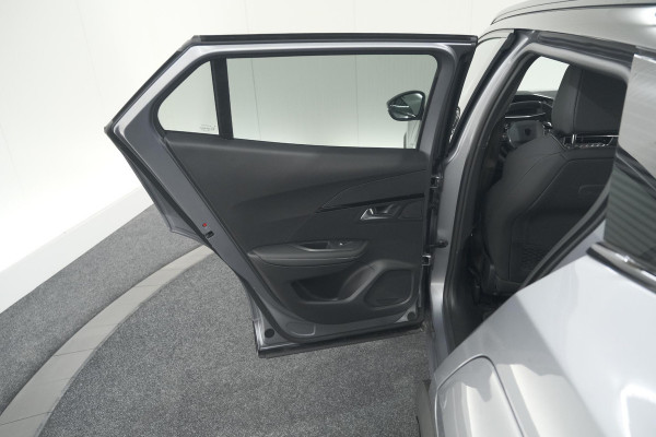 Peugeot 2008 PureTech 130 EAT8 GT | 360 Camera | Stoelmassage | Adaptieve Cruise Control | Dodehoekdetectie Peugeot 2008 PureTech 130 EAT8 GT | 360 Camera | Stoelmassage | Adaptieve Cruise Control | Dodehoekdetectie