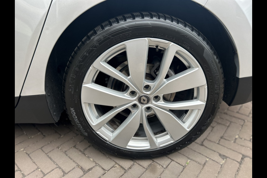 Renault Grand Scénic 1.3 TCe Limited 7-Persoons Navi, Trekhaak, 1e Eigenaar Renault Grand Scénic 1.3 TCe Limited 7-Persoons Navi, Trekhaak, 1e Eigenaar