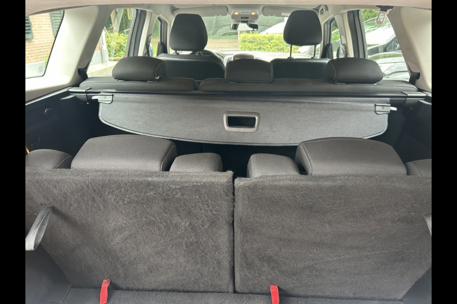 Renault Grand Scénic 1.3 TCe Limited 7-Persoons Navi, Trekhaak, 1e Eigenaar Renault Grand Scénic 1.3 TCe Limited 7-Persoons Navi, Trekhaak, 1e Eigenaar