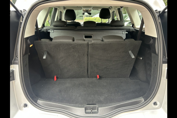 Renault Grand Scénic 1.3 TCe Limited 7-Persoons Navi, Trekhaak, 1e Eigenaar Renault Grand Scénic 1.3 TCe Limited 7-Persoons Navi, Trekhaak, 1e Eigenaar