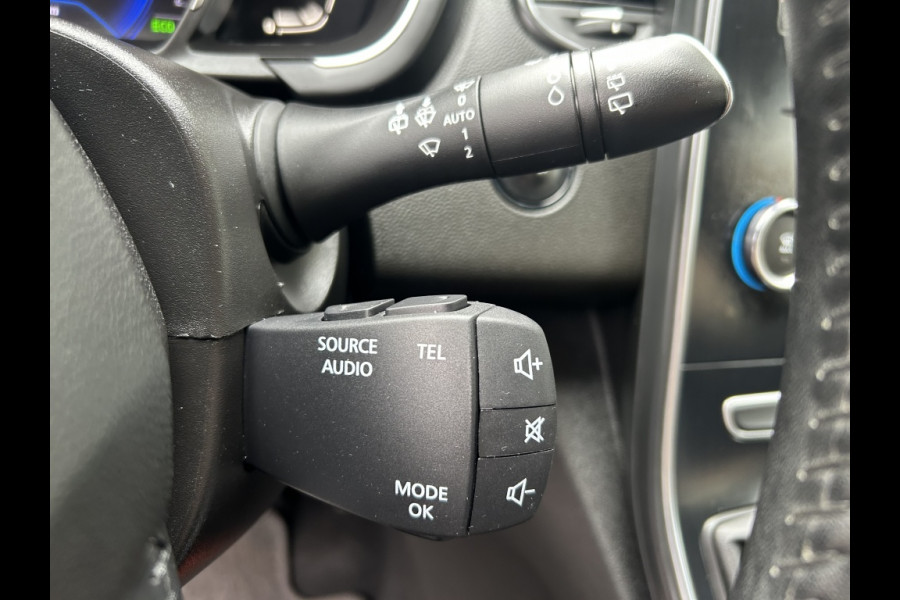 Renault Grand Scénic 1.3 TCe Limited 7-Persoons Navi, Trekhaak, 1e Eigenaar Renault Grand Scénic 1.3 TCe Limited 7-Persoons Navi, Trekhaak, 1e Eigenaar