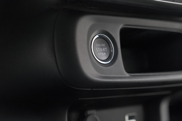 Citroën C3 PureTech 110 Max | Keyless entry/start | Camera | Navigatie | Parkeersensoren | Apple Carplay Citroën C3 PureTech 110 Max | Keyless entry/start | Camera | Navigatie | Parkeersensoren | Apple Carplay