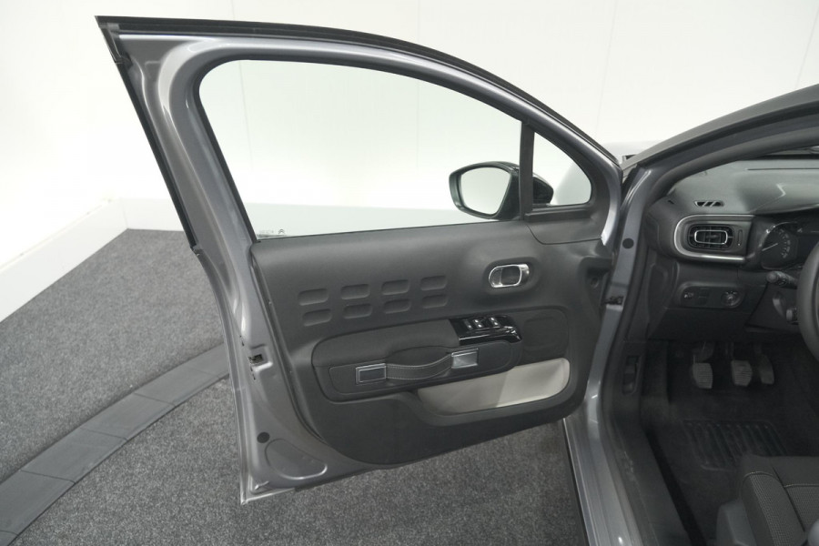 Citroën C3 PureTech 110 Max | Keyless entry/start | Camera | Navigatie | Parkeersensoren | Apple Carplay Citroën C3 PureTech 110 Max | Keyless entry/start | Camera | Navigatie | Parkeersensoren | Apple Carplay