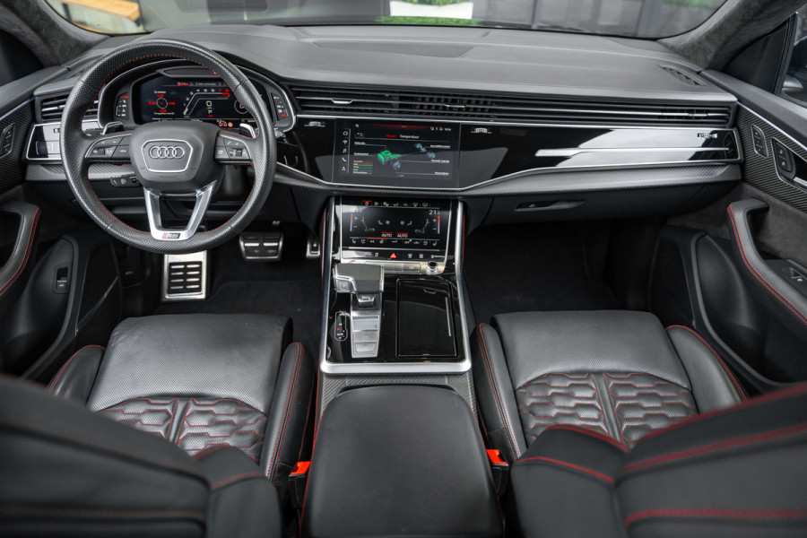 Audi RSQ8 4.0 TFSI quattro - RS Dynamic + | Design Pakket | Panorama | B&O | Elek. Trekhaak Audi RSQ8 4.0 TFSI quattro - RS Dynamic + | Design Pakket | Panorama | B&O | Elek. Trekhaak