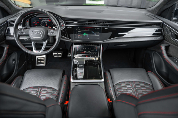 Audi RSQ8 4.0 TFSI quattro - RS Dynamic + | Design Pakket | Panorama | B&O | Elek. Trekhaak Audi RSQ8 4.0 TFSI quattro - RS Dynamic + | Design Pakket | Panorama | B&O | Elek. Trekhaak