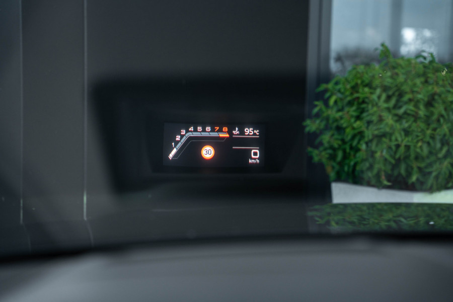 Audi RSQ8 4.0 TFSI quattro - RS Dynamic + | Design Pakket | Panorama | B&O | Elek. Trekhaak Audi RSQ8 4.0 TFSI quattro - RS Dynamic + | Design Pakket | Panorama | B&O | Elek. Trekhaak