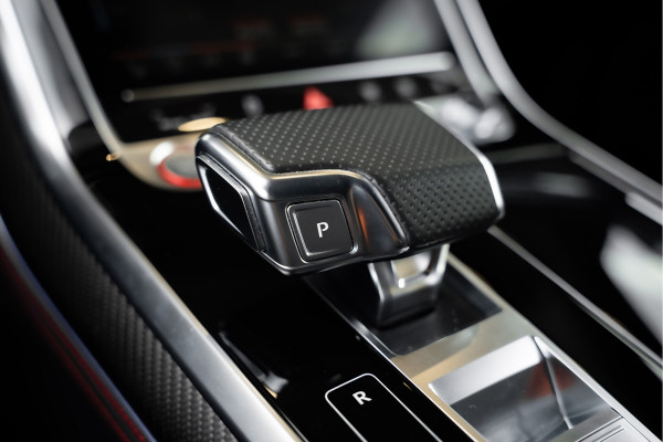 Audi RSQ8 4.0 TFSI quattro - RS Dynamic + | Design Pakket | Panorama | B&O | Elek. Trekhaak Audi RSQ8 4.0 TFSI quattro - RS Dynamic + | Design Pakket | Panorama | B&O | Elek. Trekhaak
