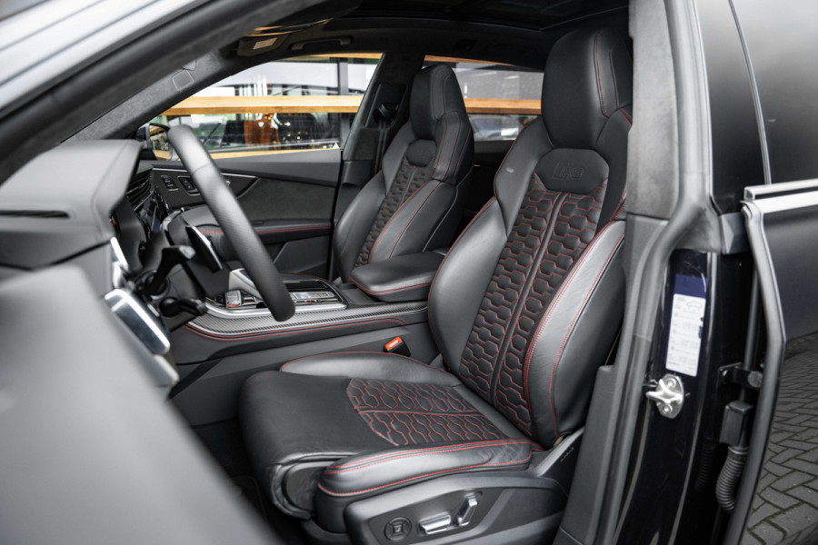 Audi RSQ8 4.0 TFSI quattro - RS Dynamic + | Design Pakket | Panorama | B&O | Elek. Trekhaak Audi RSQ8 4.0 TFSI quattro - RS Dynamic + | Design Pakket | Panorama | B&O | Elek. Trekhaak