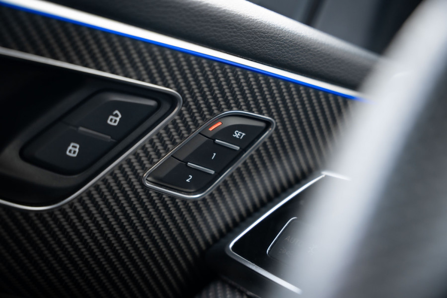Audi RSQ8 4.0 TFSI quattro - RS Dynamic + | Design Pakket | Panorama | B&O | Elek. Trekhaak Audi RSQ8 4.0 TFSI quattro - RS Dynamic + | Design Pakket | Panorama | B&O | Elek. Trekhaak