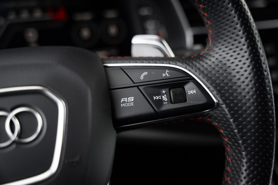 Audi RSQ8 4.0 TFSI quattro - RS Dynamic + | Design Pakket | Panorama | B&O | Elek. Trekhaak Audi RSQ8 4.0 TFSI quattro - RS Dynamic + | Design Pakket | Panorama | B&O | Elek. Trekhaak