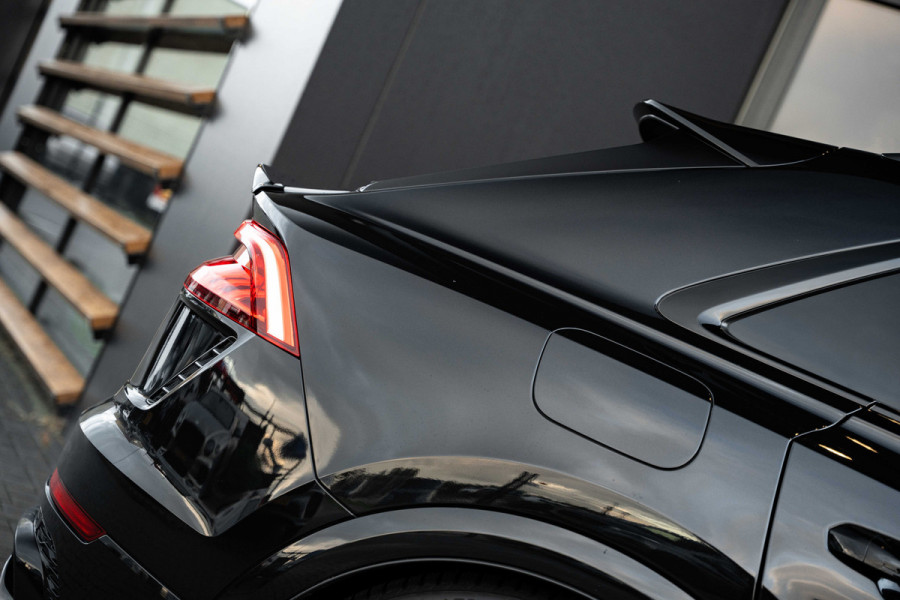 Audi RSQ8 4.0 TFSI quattro - RS Dynamic + | Design Pakket | Panorama | B&O | Elek. Trekhaak Audi RSQ8 4.0 TFSI quattro - RS Dynamic + | Design Pakket | Panorama | B&O | Elek. Trekhaak