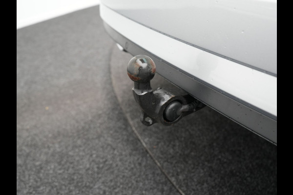 Škoda Superb Combi 1.4 TSI iV Sportline Plug In Hybrid 218pk Dealer O.H PHEV | Trekhaak Af Fabriek | Panodak | Adaptive Cruise | Camera | Alcantara Sportstoelen Memory & Verwarmd | Apple Carplay | Navigatie | Crystal LED | Sportstuur Vewarmd | Virtual | DAB |