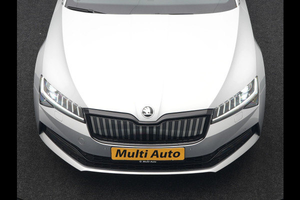 Škoda Superb Combi 1.4 TSI iV Sportline Plug In Hybrid 218pk Dealer O.H PHEV | Trekhaak Af Fabriek | Panodak | Adaptive Cruise | Camera | Alcantara Sportstoelen Memory & Verwarmd | Apple Carplay | Navigatie | Crystal LED | Sportstuur Vewarmd | Virtual | DAB |