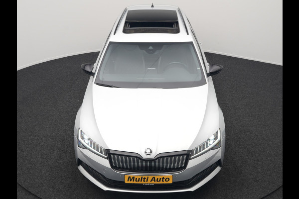 Škoda Superb Combi 1.4 TSI iV Sportline Plug In Hybrid 218pk Dealer O.H PHEV | Trekhaak Af Fabriek | Panodak | Adaptive Cruise | Camera | Alcantara Sportstoelen Memory & Verwarmd | Apple Carplay | Navigatie | Crystal LED | Sportstuur Vewarmd | Virtual | DAB |