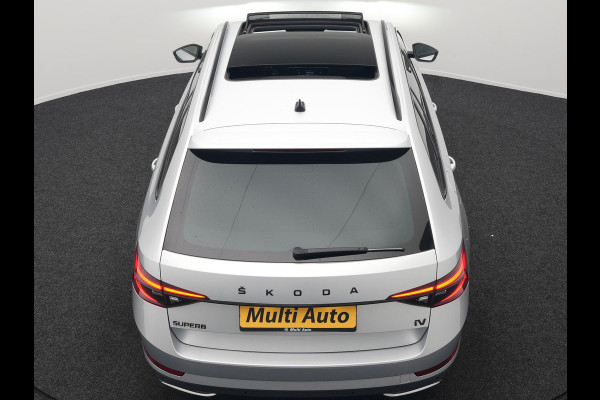 Škoda Superb Combi 1.4 TSI iV Sportline Plug In Hybrid 218pk Dealer O.H PHEV | Trekhaak Af Fabriek | Panodak | Adaptive Cruise | Camera | Alcantara Sportstoelen Memory & Verwarmd | Apple Carplay | Navigatie | Crystal LED | Sportstuur Vewarmd | Virtual | DAB |