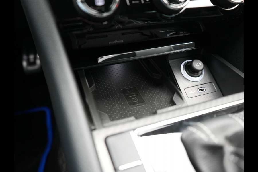 Škoda Superb Combi 1.4 TSI iV Sportline Plug In Hybrid 218pk Dealer O.H PHEV | Trekhaak Af Fabriek | Panodak | Adaptive Cruise | Camera | Alcantara Sportstoelen Memory & Verwarmd | Apple Carplay | Navigatie | Crystal LED | Sportstuur Vewarmd | Virtual | DAB |