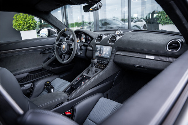 Porsche 718 GT4 RS - Origineel NL | 3 jaar Porsche Approved | Volledig XPEL | Weissach | Oakgreenmetallic | Keramisch | Carbon | Sport Chrono + Porsche 718 GT4 RS - Origineel NL | 3 jaar Porsche Approved | Volledig XPEL | Weissach | Oakgreenmetallic | Keramisch | Carbon | Sport Chrono +