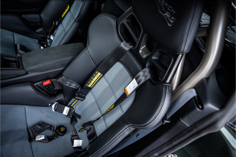 Porsche 718 GT4 RS - Origineel NL | 3 jaar Porsche Approved | Volledig XPEL | Weissach | Oakgreenmetallic | Keramisch | Carbon | Sport Chrono + Porsche 718 GT4 RS - Origineel NL | 3 jaar Porsche Approved | Volledig XPEL | Weissach | Oakgreenmetallic | Keramisch | Carbon | Sport Chrono +