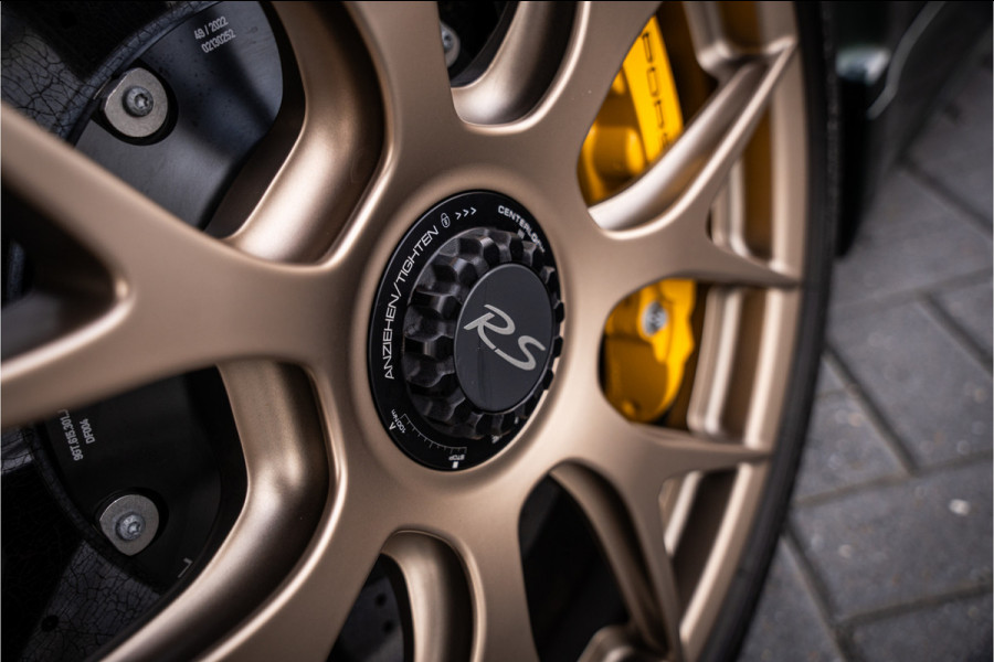 Porsche 718 GT4 RS - Origineel NL | 3 jaar Porsche Approved | Volledig XPEL | Weissach | Oakgreenmetallic | Keramisch | Carbon | Sport Chrono + Porsche 718 GT4 RS - Origineel NL | 3 jaar Porsche Approved | Volledig XPEL | Weissach | Oakgreenmetallic | Keramisch | Carbon | Sport Chrono +