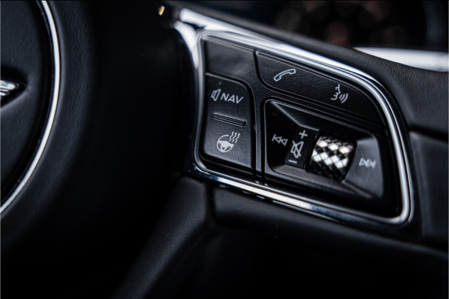 Bentley Continental GT 4.0 V8 - Mulliner | Naim Audio | Rotating Display | Carbon Bentley Continental GT 4.0 V8 - Mulliner | Naim Audio | Rotating Display | Carbon