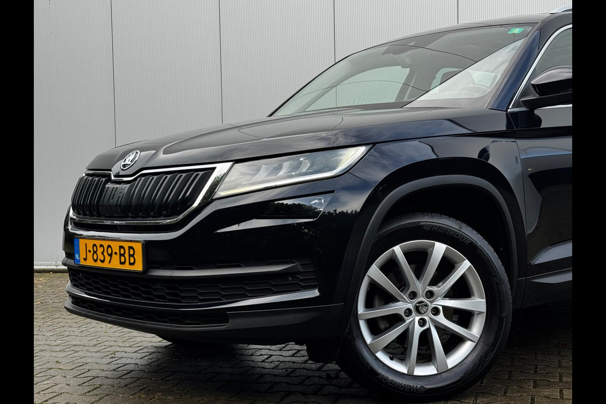 Škoda Kodiaq 1.5TSI BUSINESS EDITION PANORAMADAK VIRTUAL TREKHAAK CANTON Škoda Kodiaq 1.5TSI BUSINESS EDITION PANORAMADAK VIRTUAL TREKHAAK CANTON