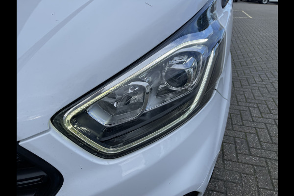 Ford Transit Custom 300 2.0 TDCI 130pk L2H1 Trend / vaste prijs rijklaar € 14.950 ex btw / euro 6 / bpm vrij / lease vanaf € 252 / airco / cruise / navi / camera / trekhaak 2700 kg ! Ford Transit Custom 300 2.0 TDCI 130pk L2H1 Trend / vaste prijs rijklaar € 14.950 ex btw / euro 6 / bpm vrij / lease vanaf € 252 / airco / cruise / navi / camera / trekhaak 2700 kg !