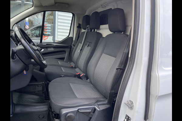 Ford Transit Custom 300 2.0 TDCI 130pk L2H1 Trend / vaste prijs rijklaar € 14.950 ex btw / euro 6 / bpm vrij / lease vanaf € 252 / airco / cruise / navi / camera / trekhaak 2700 kg ! Ford Transit Custom 300 2.0 TDCI 130pk L2H1 Trend / vaste prijs rijklaar € 14.950 ex btw / euro 6 / bpm vrij / lease vanaf € 252 / airco / cruise / navi / camera / trekhaak 2700 kg !