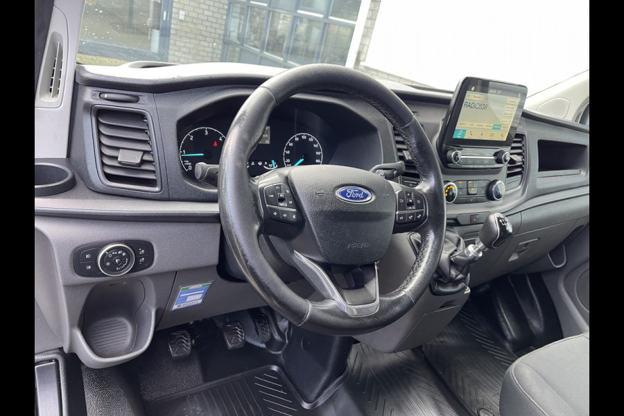 Ford Transit Custom 300 2.0 TDCI 130pk L2H1 Trend / vaste prijs rijklaar € 14.950 ex btw / euro 6 / bpm vrij / lease vanaf € 252 / airco / cruise / navi / camera / trekhaak 2700 kg ! Ford Transit Custom 300 2.0 TDCI 130pk L2H1 Trend / vaste prijs rijklaar € 14.950 ex btw / euro 6 / bpm vrij / lease vanaf € 252 / airco / cruise / navi / camera / trekhaak 2700 kg !