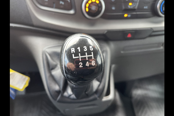 Ford Transit Custom 300 2.0 TDCI 130pk L2H1 Trend / vaste prijs rijklaar € 14.950 ex btw / euro 6 / bpm vrij / lease vanaf € 252 / airco / cruise / navi / camera / trekhaak 2700 kg ! Ford Transit Custom 300 2.0 TDCI 130pk L2H1 Trend / vaste prijs rijklaar € 14.950 ex btw / euro 6 / bpm vrij / lease vanaf € 252 / airco / cruise / navi / camera / trekhaak 2700 kg !