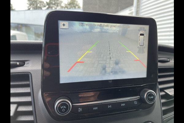 Ford Transit Custom 300 2.0 TDCI 130pk L2H1 Trend / vaste prijs rijklaar € 14.950 ex btw / euro 6 / bpm vrij / lease vanaf € 252 / airco / cruise / navi / camera / trekhaak 2700 kg ! Ford Transit Custom 300 2.0 TDCI 130pk L2H1 Trend / vaste prijs rijklaar € 14.950 ex btw / euro 6 / bpm vrij / lease vanaf € 252 / airco / cruise / navi / camera / trekhaak 2700 kg !