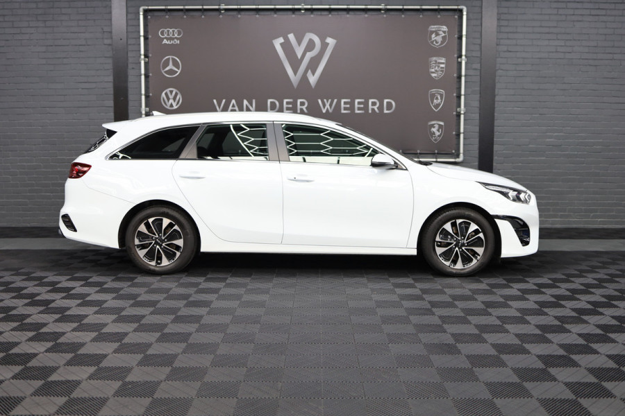 Kia Ceed Sportswagon 1.6 GDI PHEV DynamicLine | Automaat | 185 pk | Lage kosten per KM | Carplay | Achteruitrijcamera | BTW voor bedrijven verekenbaar |