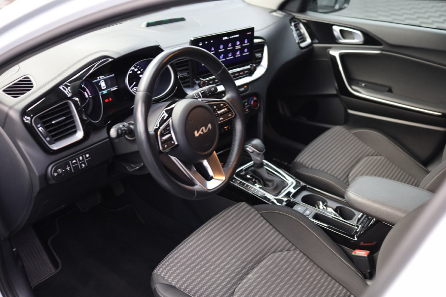 Kia Ceed Sportswagon 1.6 GDI PHEV DynamicLine | Automaat | 185 pk | Lage kosten per KM | Carplay | Achteruitrijcamera | BTW voor bedrijven verekenbaar |