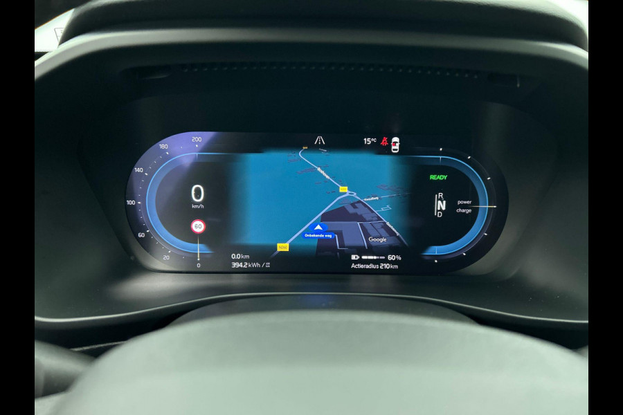 Volvo XC40 Recharge Plus 70 kWh | Navigatie | Apple Carplay/Android Auto | Climate control | Camera | Led | Parkeer sensoren | Virtual Cockpit | Cruise Control | 19"Lichtmetalen velgen | Sportstoelen