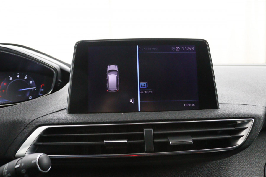 Peugeot 3008 1.2 PureTech Allure*NAVI*ECC*CRUISE*CARPLAY* Peugeot 3008 1.2 PureTech Allure*NAVI*ECC*CRUISE*CARPLAY*