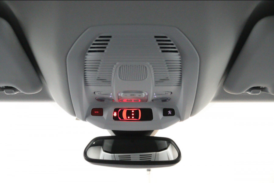 Peugeot 3008 1.2 PureTech Allure*NAVI*ECC*CRUISE*CARPLAY* Peugeot 3008 1.2 PureTech Allure*NAVI*ECC*CRUISE*CARPLAY*