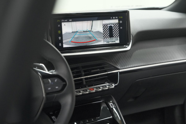 Peugeot 2008 Hybrid 136 e-DCS6 Allure | 360 Camera | Adaptieve Cruise Control | Dodehoekdetectie Peugeot 2008 Hybrid 136 e-DCS6 Allure | 360 Camera | Adaptieve Cruise Control | Dodehoekdetectie