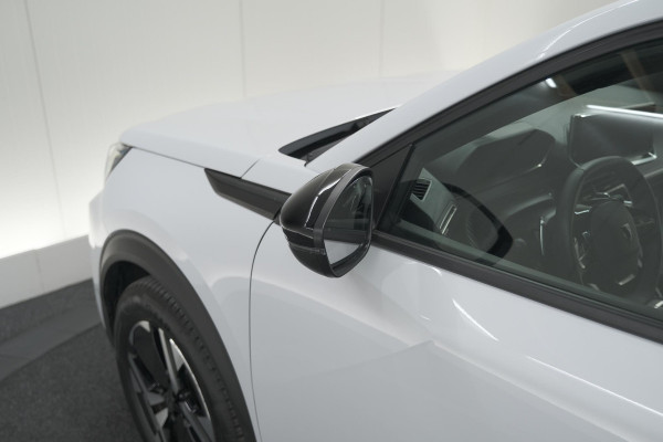 Peugeot 2008 Hybrid 136 e-DCS6 Allure | 360 Camera | Adaptieve Cruise Control | Dodehoekdetectie Peugeot 2008 Hybrid 136 e-DCS6 Allure | 360 Camera | Adaptieve Cruise Control | Dodehoekdetectie