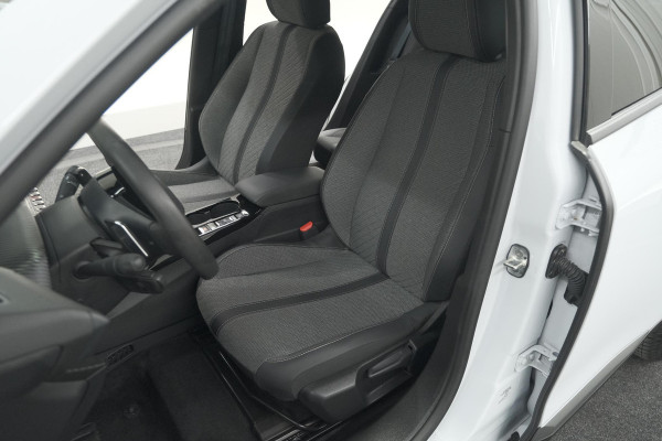 Peugeot 2008 Hybrid 136 e-DCS6 Allure | 360 Camera | Adaptieve Cruise Control | Dodehoekdetectie Peugeot 2008 Hybrid 136 e-DCS6 Allure | 360 Camera | Adaptieve Cruise Control | Dodehoekdetectie