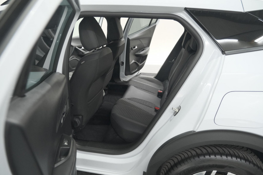 Peugeot 2008 Hybrid 136 e-DCS6 Allure | 360 Camera | Adaptieve Cruise Control | Dodehoekdetectie Peugeot 2008 Hybrid 136 e-DCS6 Allure | 360 Camera | Adaptieve Cruise Control | Dodehoekdetectie