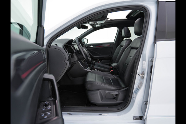 Volkswagen T-Roc 1.5 TSI R-Line Sport Business Aut. *PANO | LEATHER | FULL-LED | ADAPTIVE-CRUISE | DIGI-COCKPIT | NAVI-FULLMAP | HEATED-SPORTSEATS | AMBIENT-LIGHT | PRIVACY-GLASS | DAB+ | CARPLAY | SHIFT-PADDLES | 18''ALU* Volkswagen T-Roc 1.5 TSI R-Line Sport Business Aut. *PANO | LEATHER | FULL-LED | ADAPTIVE-CRUISE | DIGI-COCKPIT | NAVI-FULLMAP | HEATED-SPORTSEATS | AMBIENT-LIGHT | PRIVACY-GLASS | DAB+ | CARPLAY | SHIFT-PADDLES | 18''ALU*