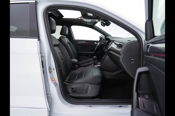 Volkswagen T-Roc 1.5 TSI R-Line Sport Business Aut. *PANO | LEATHER | FULL-LED | ADAPTIVE-CRUISE | DIGI-COCKPIT | NAVI-FULLMAP | HEATED-SPORTSEATS | AMBIENT-LIGHT | PRIVACY-GLASS | DAB+ | CARPLAY | SHIFT-PADDLES | 18''ALU* Volkswagen T-Roc 1.5 TSI R-Line Sport Business Aut. *PANO | LEATHER | FULL-LED | ADAPTIVE-CRUISE | DIGI-COCKPIT | NAVI-FULLMAP | HEATED-SPORTSEATS | AMBIENT-LIGHT | PRIVACY-GLASS | DAB+ | CARPLAY | SHIFT-PADDLES | 18''ALU*