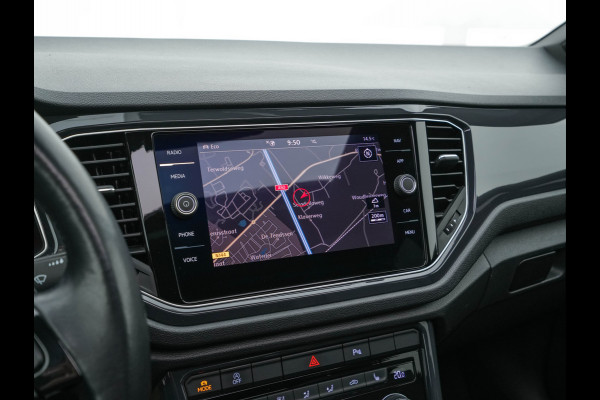 Volkswagen T-Roc 1.5 TSI R-Line Sport Business Aut. *PANO | LEATHER | FULL-LED | ADAPTIVE-CRUISE | DIGI-COCKPIT | NAVI-FULLMAP | HEATED-SPORTSEATS | AMBIENT-LIGHT | PRIVACY-GLASS | DAB+ | CARPLAY | SHIFT-PADDLES | 18''ALU* Volkswagen T-Roc 1.5 TSI R-Line Sport Business Aut. *PANO | LEATHER | FULL-LED | ADAPTIVE-CRUISE | DIGI-COCKPIT | NAVI-FULLMAP | HEATED-SPORTSEATS | AMBIENT-LIGHT | PRIVACY-GLASS | DAB+ | CARPLAY | SHIFT-PADDLES | 18''ALU*