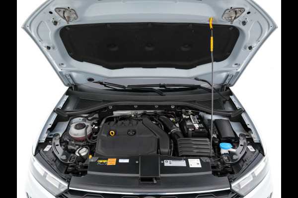 Volkswagen T-Roc 1.5 TSI R-Line Sport Business Aut. *PANO | LEATHER | FULL-LED | ADAPTIVE-CRUISE | DIGI-COCKPIT | NAVI-FULLMAP | HEATED-SPORTSEATS | AMBIENT-LIGHT | PRIVACY-GLASS | DAB+ | CARPLAY | SHIFT-PADDLES | 18''ALU* Volkswagen T-Roc 1.5 TSI R-Line Sport Business Aut. *PANO | LEATHER | FULL-LED | ADAPTIVE-CRUISE | DIGI-COCKPIT | NAVI-FULLMAP | HEATED-SPORTSEATS | AMBIENT-LIGHT | PRIVACY-GLASS | DAB+ | CARPLAY | SHIFT-PADDLES | 18''ALU*