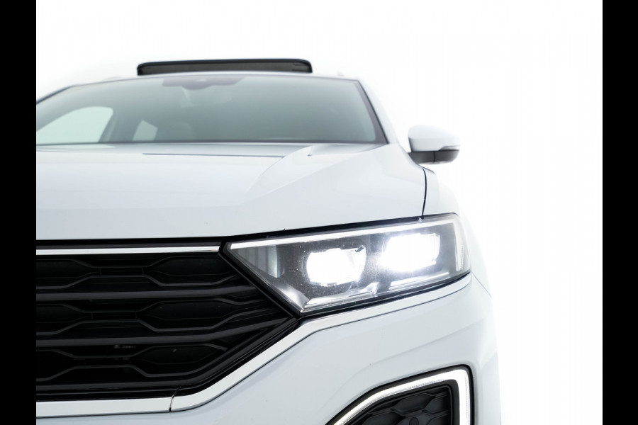 Volkswagen T-Roc 1.5 TSI R-Line Sport Business Aut. *PANO | LEATHER | FULL-LED | ADAPTIVE-CRUISE | DIGI-COCKPIT | NAVI-FULLMAP | HEATED-SPORTSEATS | AMBIENT-LIGHT | PRIVACY-GLASS | DAB+ | CARPLAY | SHIFT-PADDLES | 18''ALU* Volkswagen T-Roc 1.5 TSI R-Line Sport Business Aut. *PANO | LEATHER | FULL-LED | ADAPTIVE-CRUISE | DIGI-COCKPIT | NAVI-FULLMAP | HEATED-SPORTSEATS | AMBIENT-LIGHT | PRIVACY-GLASS | DAB+ | CARPLAY | SHIFT-PADDLES | 18''ALU*