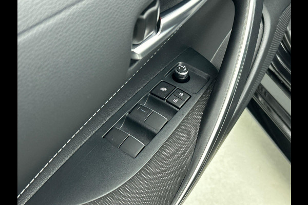 Toyota Corolla Touring Sports 1.8 Hybrid Active Navigatie Apple Carplay/Android Auto Camera Adaptive Cruise Control Virtual Cockpit Climate Control Toyota Corolla Touring Sports 1.8 Hybrid Active Navigatie Apple Carplay/Android Auto Camera Adaptive Cruise Control Virtual Cockpit Climate Control