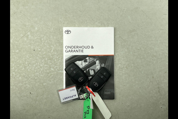 Toyota Corolla Touring Sports 1.8 Hybrid Active Navigatie Apple Carplay/Android Auto Camera Adaptive Cruise Control Virtual Cockpit Climate Control Toyota Corolla Touring Sports 1.8 Hybrid Active Navigatie Apple Carplay/Android Auto Camera Adaptive Cruise Control Virtual Cockpit Climate Control